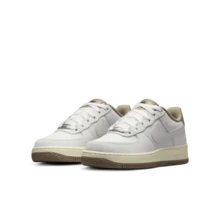 Giày thể thao nữ Nike AIR FORCE 1 LV8 4 (GS) HF6924-100 - trắng - Xem 6
