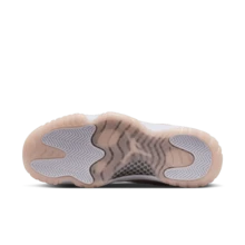 耐克女款 Air Jordan 11 Retro Low 休闲运动鞋，AH7860-160 - 白 - 查看 3