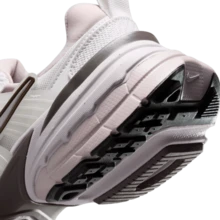 Nike W V2K RUN 女款时尚休闲运动鞋 FD0736-010 - 黑/灰白 - 查看 9