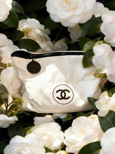 CHANEL Materiel, New Ss26 Fashion, Large Capacity Makeup Bag