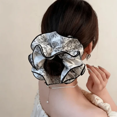 New Ink Painting Print Scrunchie, Delicate High-End Retro Hair Tie, 4-Layer Elegant Hair Accessory, Vintage Ditsy Floral Polyester Scrunchie, Suitable For All Seasons Ponytail Holders Scrunchy,Summer,Holiday,Travel