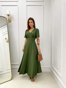 Women's Plain Long Dress With V-Neck And Defined Waist, Elasticated Back And Short Sleeves - xanh quân đội - Xem 1