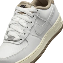 Giày thể thao nữ Nike AIR FORCE 1 LV8 4 (GS) HF6924-100 - trắng - Xem 8