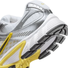 Nike W V5 RNR 女款休闲鞋 HQ7901-105 - 白黑/灰 - 查看 8