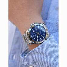 Casio 卡西欧经典男士潜水表，蓝色表盘，不锈钢表带，50米防水运动腕表 - 均碼 - 查看 2