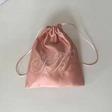 Bolsa de satén: Bolsa de almacenamiento de regalo personalizada bordada a mano, bolsa de viaje con cordón para bolso y billetera, bolsa de maquillaje protectora bordada personalizada, regalo personalizado - Multicolor - Ver 7