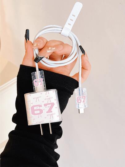 Funda protectora elegante con lazo y patrón numérico para cable de cargador, compatible con cargador Apple de 20W, funda protectora minimalista para cargador Apple, se ajusta al cable de carga de teléfono 15/16 Pro Max de 20W, resistente a arañazos y mordeduras, adecuado para 13/14 Plus/17/16 PROMAX