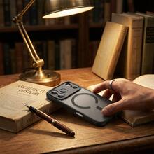 DECOPHONE Ốp lưng điện thoại từ tính màu đen mờ trong suốt, chống rơi vỡ, bảo vệ toàn diện, thiết kế tối giản với các cạnh bo tròn, tương thích với dòng Apple 17 Pro Max/17 Pro. - màu đen - Xem 7