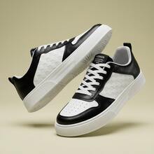 Tenis de hombre casuales con suela gruesa y plataforma estilo coreano, zapatos para hombre de moda urbana con cordones y textura de cuadros, calzado deportivo transpirable cómodo y ligero, sneakers versátiles de calle con diseño juvenil, calzado resistente al desgaste y antideslizante de uso diario. - Negro - Ver 9