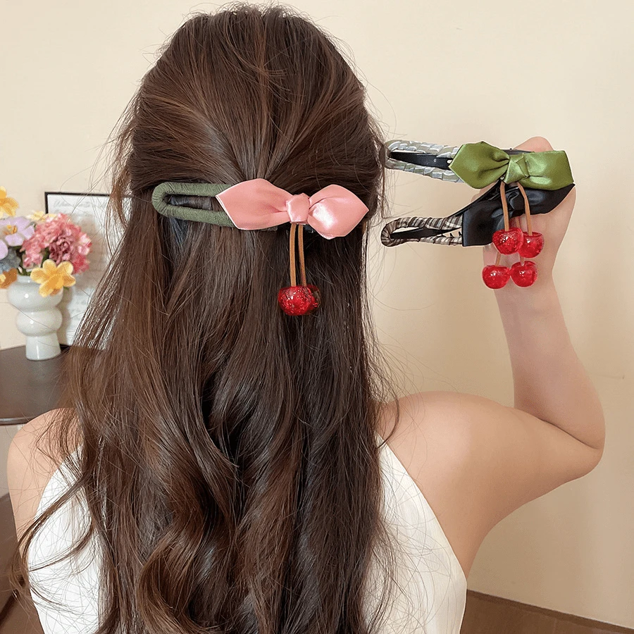 1个布艺蝴蝶结树脂樱桃吊坠简约时尚发夹（鸭嘴夹） - 彩色 - 查看 1