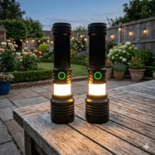 huukers 2-In-1 Rechargeable Spotlight & Floodlight, With Fresnel Lens - High Lumens Zoomable Beam,15000mAh Battery With Real-Time Power Display, 500m Beam Distance, Compact Aluminum Body, Best For Power Outage, Car Maintenance & Night Walking, Space-Saving & Versatile Essential For Home & Travel. - Black Aluminum Tactical Flashlight - 查看 5