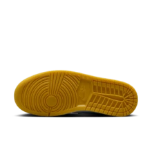 Giày thể thao nữ Nike WMNS AIR JORDAN 1 LOW DC0774-104 - màu sắc - Xem 3