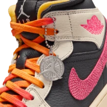 Nike WMNS AIR JORDAN 1 MID SE EDG 女鞋休闲运动鞋 IB7007-107 - 顏色 - 查看 10