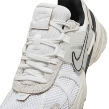 Nike W V2K RUN 女款时尚休闲运动鞋 FN6703-100 - 白 - 查看 8