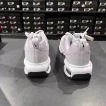Nike 耐克Air Max女子跑步鞋，轻盈耐穿，缓震透气，适合日常训练，可视气垫，回弹力强，休闲运动鞋，薰衣草简约风格，畅销推荐，DH9393-500 - 淡紫色 - 查看 4