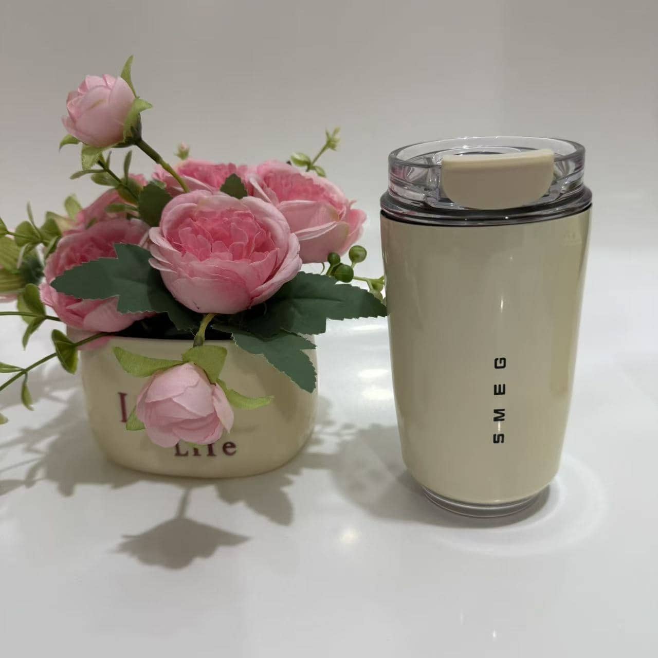 Portable Insulated Mug, 240 Ml, Double-Walled Vacuum Travel Mug Made Of Stainless Steel, Leak-Proof Hinged Lid, Keeps Coffee Hot And Cold. - 米白色 - 查看 1