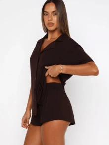 Women's 2 Piece Pajama Set Short Sleeve Button Down Collared Top And Elastic Waist Shorts Loungewear Set Sleepwear - 巧克力色 - 查看 4