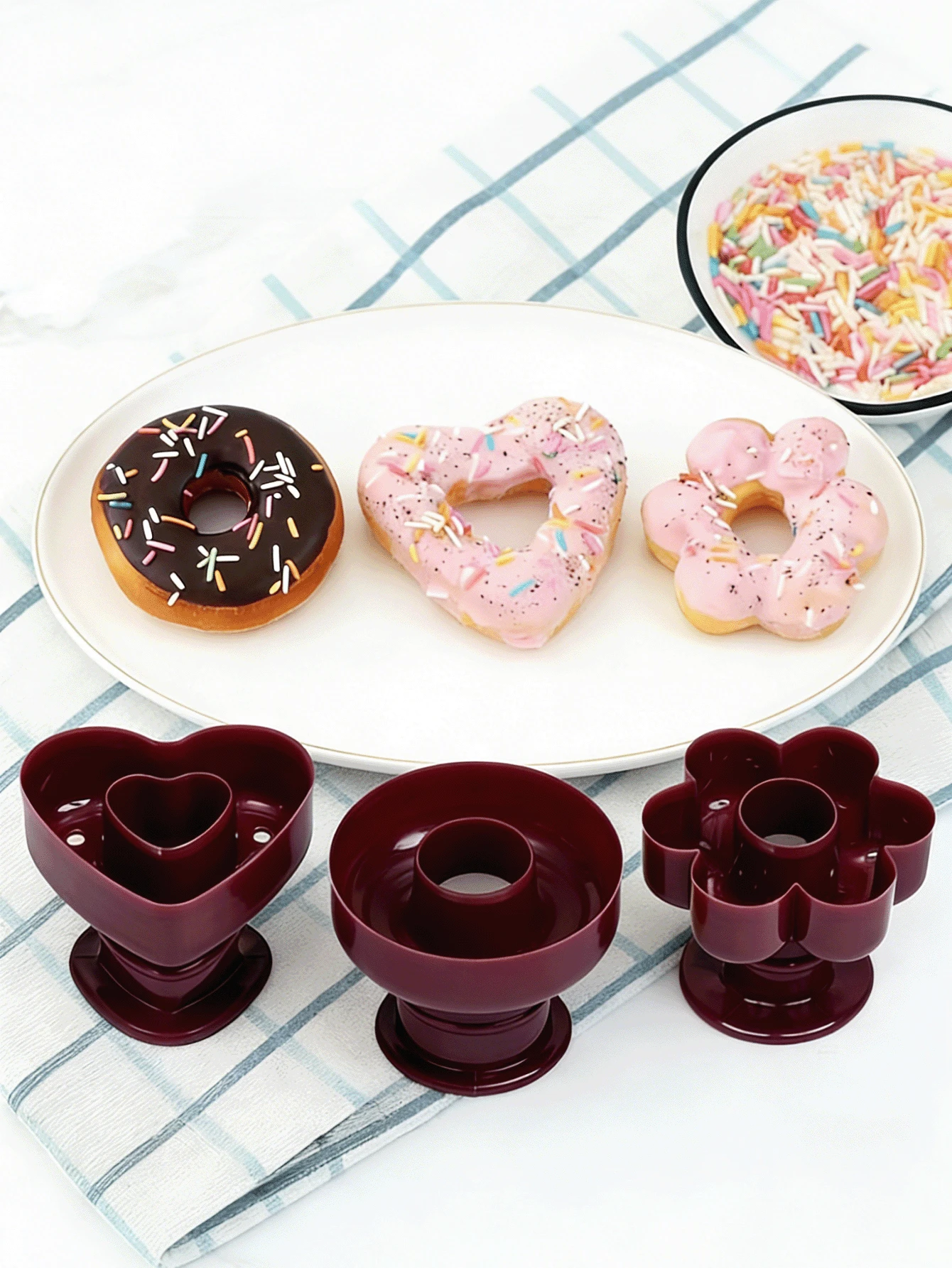 Bộ 6 khuôn làm bánh hình hoa, bao gồm 1 túi bắt kem và 5 khuôn hoa, dụng cụ làm bánh DIY, khuôn cắt bánh quy, phụ kiện làm bánh nhà bếp, dụng cụ nhà bếp nhỏ, đồ dùng làm bánh hoàn hảo. - Nhiều màu - Xem 1