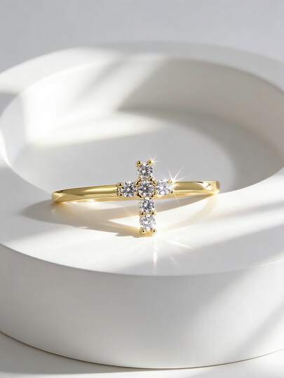 Charm-In Kubischer Zirkonia Kreuz Ring | 18K Vergoldetes Kupfer | Zierlicher Glaubensring für Frauen | Perfekt für Taufe & Alltägliches Tragen