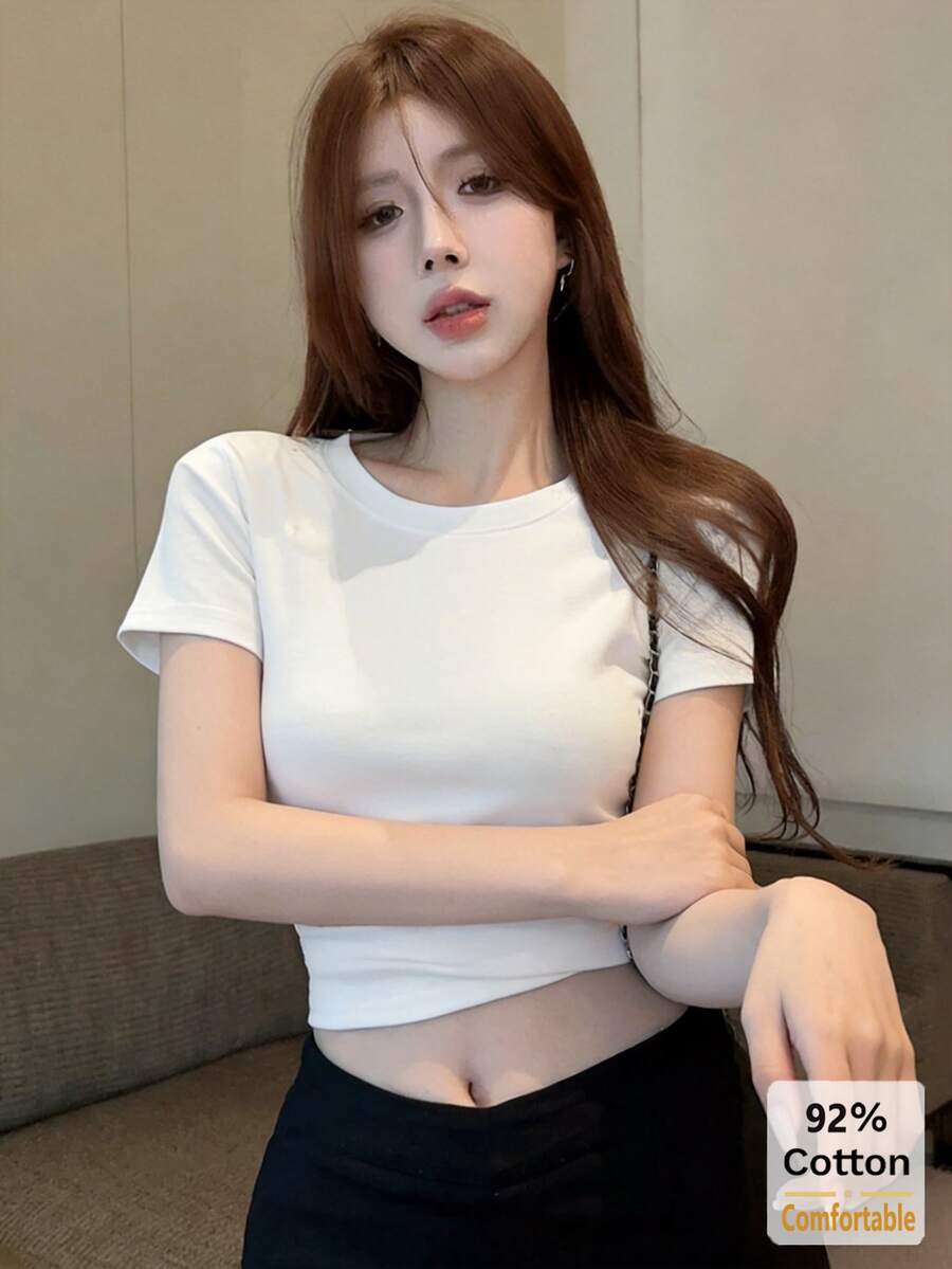Áo thun ngắn tay màu trắng, chất liệu cotton nguyên chất, kiểu dáng croptop đa năng, gợi cảm và thời trang. - trắng - Xem 1