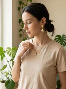 Starfish Disc Earrings, Golden Vacation Style Earrings, Elegant Vibe, Perfect For Beach Party And Goddess Look - Gold - View 6