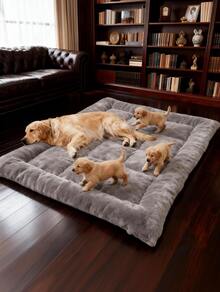 Super Large Dog Comfortable Pet Sleeping Mat, Soft Non-Slip Washable Suitable For Large Dogs, Essential Items For Keeping Pets Warm In Winter, An Ideal Choice For Multi-Pet Families, Family Members Playing With Pets In The Living Room Or Garden - 灰色 - 查看 4