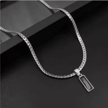 时尚男士黑色宝石吊坠项链，不锈钢扁平链，嘻哈风格首饰，欧美风首饰，派对配饰，派对首饰，男友礼物，情人节礼物，父亲节礼物 - 彩色 - 查看 1