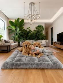 Super Large Dog Comfortable Pet Sleeping Mat, Soft Non-Slip Washable Suitable For Large Dogs, Essential Items For Keeping Pets Warm In Winter, An Ideal Choice For Multi-Pet Families, Family Members Playing With Pets In The Living Room Or Garden - 灰色 - 查看 1