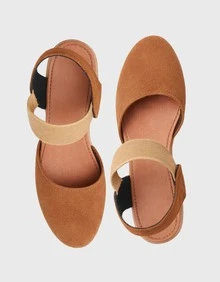 Women's Comfortable Ankle Strap Sandal With Closed Toe And Elastic, Casual And Modern. - Camel - View 3