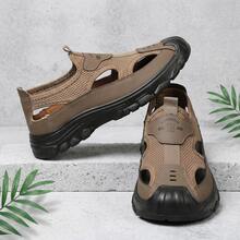 Sandalias para hombre casuales de punta cerrada fabricadas con malla transpirable y suela de goma resistente, calzado de playa hombre cómodo con diseño hueco y ligero de secado rápido, chanclas para hombre antideslizantes con amortiguación suave, zapatos de verano de estilo deportivo moderno y elegante, sandalias de hombre de alta calidad para exteriores y senderismo. - Marrón - Ver 4