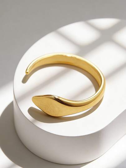 Charm-In Sleek Geometric Flat Top Cuff Ring | 18K Gold Plated Copper | Stackable Minimalist Band | Bridal & Everyday Gift For Her