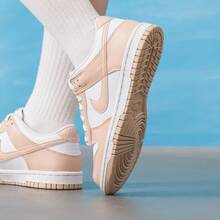 Giày thể thao thường ngày Nike thoải mái, đa năng, cổ thấp và bền bỉ. - Kaki/trắng - Xem 4