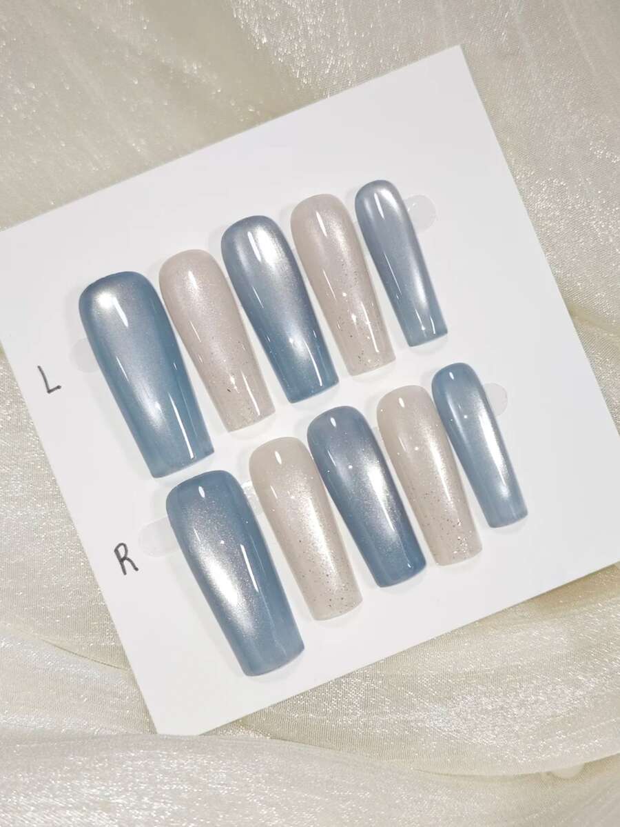 10 móng tay giả thủ công nguyên chất, kiểu dáng dài hình quan tài, màu sâm panh và xanh dương, hiệu ứng mắt mèo, dễ thương, sang trọng, ánh nhấp nháy nhẹ nhàng kiểu Y2K, phù hợp cho phụ nữ và bé gái, dùng cho mùa xuân, hè, thu đông, ngày lễ và sinh hoạt hàng ngày. - Xanh và trắng - Xem 1