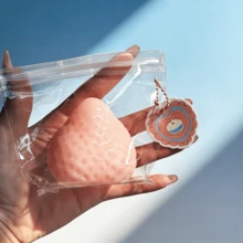 逼真草莓慢回弹软硅胶减压玩具，可爱减压礼物 - 查看 2