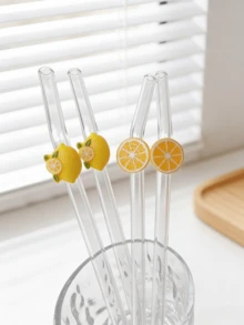 1支/2支/4支装可重复使用玻璃吸管,饰以新鲜柠檬和柠檬片图案,充满夏日气息,适合冷饮,也是馈赠佳品。尤其适合冰饮、下午茶、奶昔、冰沙、苏打水、珍珠奶茶、果汁等。是海滩派对、户外野餐、甜品店、小吃店、派对用品、家庭聚会、儿童派对、情人节、返校季的理想之选。清爽怡人,也是送给女孩的贴心礼物。 - Style B - 查看 4