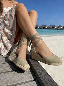 Women's Wedge Sandals With A Rope-Woven Sole And Ankle Strap, Perfect For Pairing With Long Skirts And Suitable For Everyday Wear, Including Beach Holidays. - Green - View 2