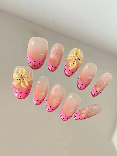 10片纯手工制作的短椭圆形美甲贴片，粉色、黄色和黑色可选，带有立体花朵和圆点图案，法式可爱花式Y2K风格，柔和闪光，适合女性和女孩，春夏秋冬皆宜，节日和日常生活均可使用。