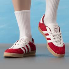 Giày thể thao trong nhà adidas Originals GAZELLE INDOOR thoải mái và thời trang của Đức, dành cho nam, màu đỏ. - Đỏ - Xem 2