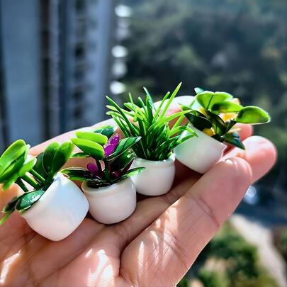 1个迷你仿真盆栽植物 - 逼真树脂盆景和花卉植物，无需电源，耐用方形花盆，适合室内/室外装饰，情人节、复活节、圣帕特里克节、感恩节、毕业礼物，家居花园露营娃娃屋小花盆，仿真迷你植物装饰