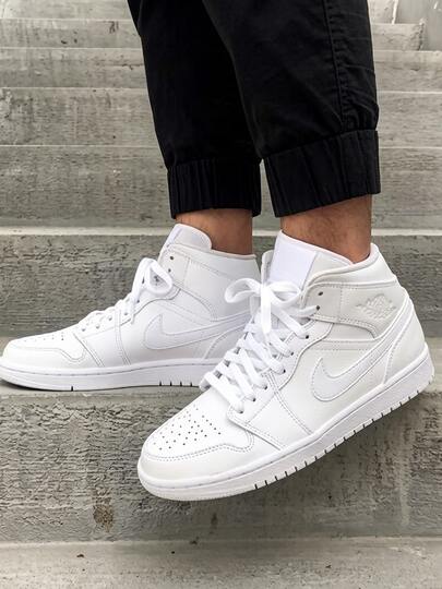 Nike Air Jordan 1 Mid Synthetic Millennium 极简纯色时尚复古耐穿中帮白色运动鞋