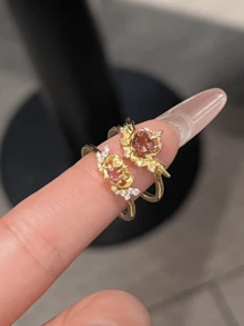 1 chiếc nhẫn hình trái tim có cánh đính đá Zirconia màu hồng dễ thương, kiểu dáng nữ tính. - Vàng - Xem 5