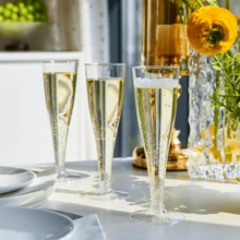 8-Pack Clear Plastic Champagne Flutes, 4.5 Oz Reusable Clear Plastic Cocktail Party Cups For Parties, Weddings, And Large Celebrations - View 3