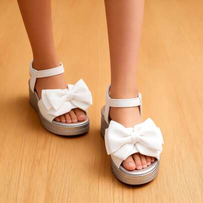 1 双新款简约甜美儿童厚底鞋，饰有 3D 立体蝴蝶结，百搭沙滩/度假/花童凉鞋