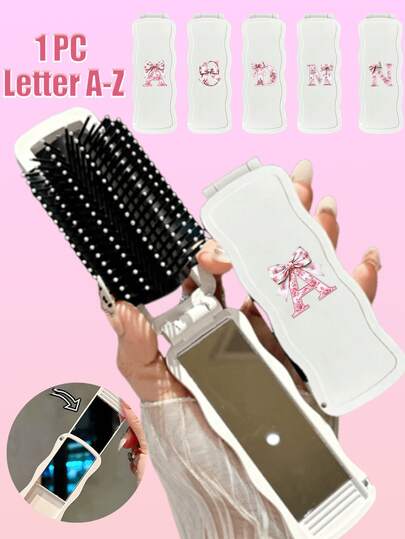 Cepillo de pelo plegable y espejo de maquillaje 2 en 1 - Diseño floral y de letras del alfabeto, plegable 180°, herramienta de belleza moderna para viajes, cepillo plegable con espejo de maquillaje, práctico de transportar, cepillo de doble propósito con cojín de aire, cepillo de masaje del cuero cabelludo, adecuado para la escuela, el trabajo, los viajes, las vacaciones, un gran regalo para niñas, familia, amigos, colegas, madres, el Día de la Madre, el Día de San Valentín