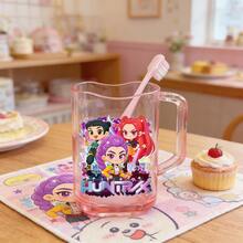 Hasbro Pamveon K-POP 女巫组合粉色塑料杯，万圣节 Boo！动漫人物印花牙刷杯带把手，粉丝专用可重复使用浴室漱口杯 - 彩色 - 查看 3