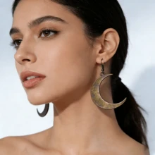 1 Pair Retro Gothic Crescent Moon Alloy Earrings, Suitable For Women's Daily Wear, Parties And Festivals - Moon - View 1