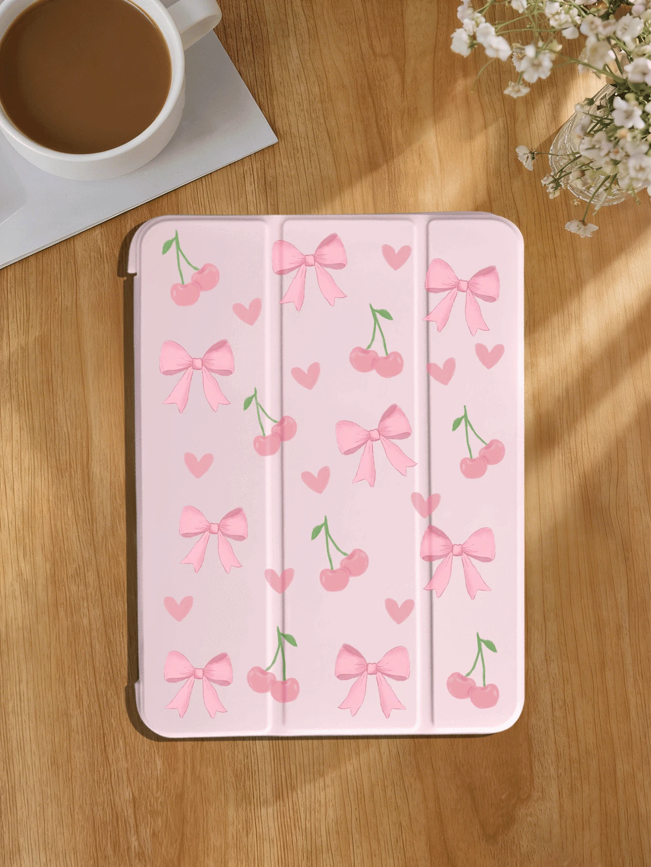 心形蝴蝶结樱桃图案保护套，适用于 iPad 10.2 英寸、iPad Pro 11 英寸（2021/2020/第十代）、iPad Mini 4/5/6、Galaxy Tab A8 10.5 英寸（2022），带笔槽，防摔，平板电脑支架保护套（粉色） - 粉色 - 查看 1