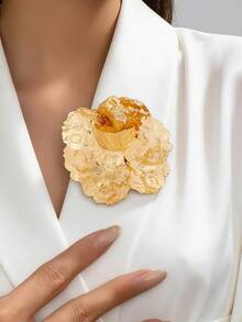 1 Pc French Retro Gold Foil Flower Brooch | Elegant Banquet Jewelry - Gold - View 9