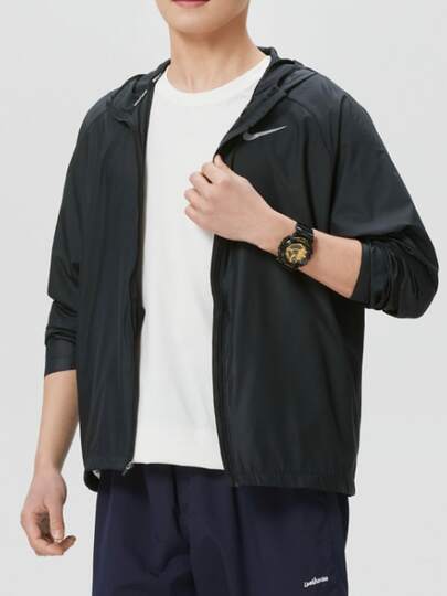  Áo khoác chạy bộ có mũ Nike Essential, mùa xuân/nam.