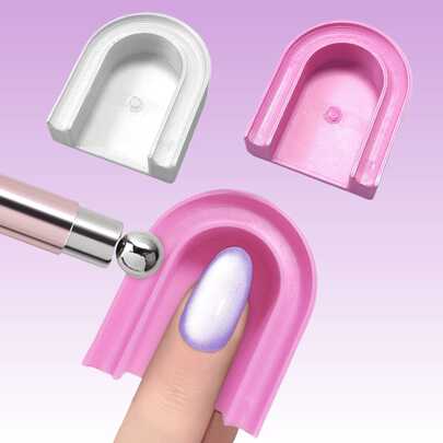 猫眼形美甲磁性垫，适用于美甲艺术。磁性凝胶指甲油引导工具，适合初学者。它是自制美甲的辅助工具。美甲护理产品、美甲工具、返校季、美甲艺术、美甲贴纸、美甲护理工具，适用于家庭美甲沙龙和DIY项目。